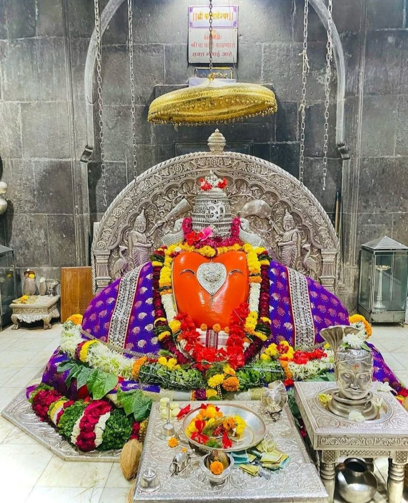 Ballaleshwar Temple 1