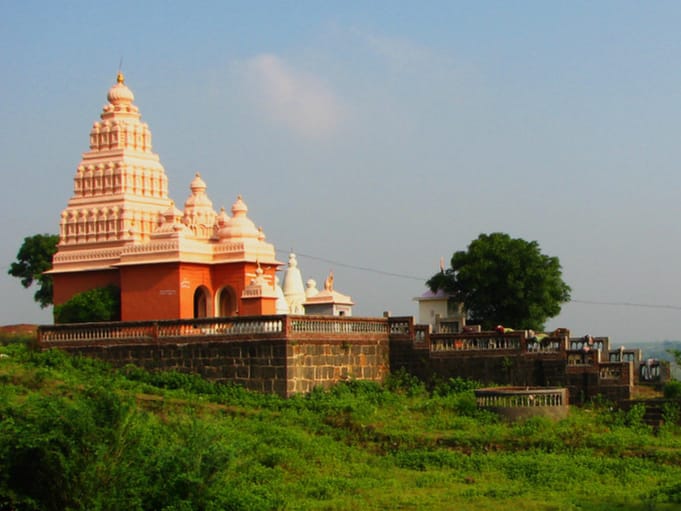 Ballaleshwar Temple