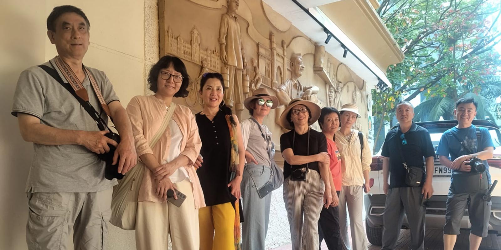 tourists with guide
